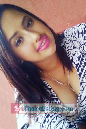 172024 - Daniela Age: 28 - Costa Rica