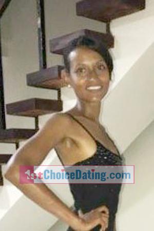 173738 - Stephanie Age: 37 - Costa Rica