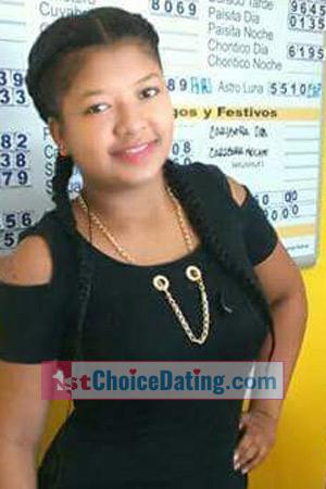 176818 - Isaura Age: 28 - Colombia