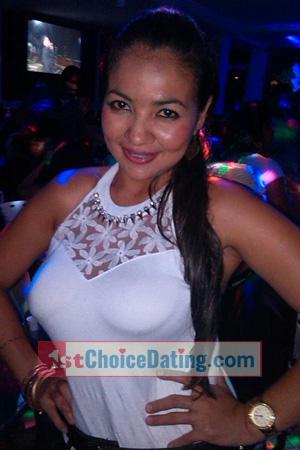 176819 - Laura Age: 39 - Colombia