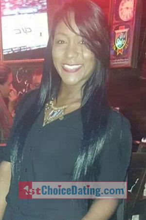 180631 - Karina Age: 37 - Colombia