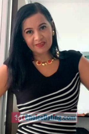 180662 - Yenny Age: 53 - Colombia