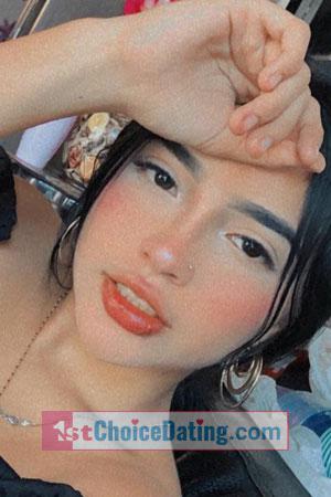 201112 - Maria Age: 24 - Colombia