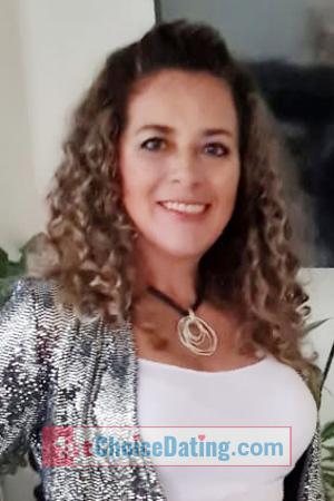 203371 - Karen Age: 56 - Costa Rica