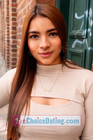 205924 - Melissa Age: 30 - Colombia