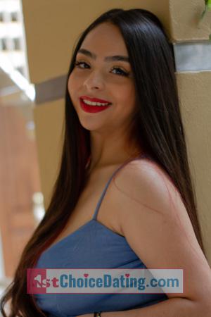 210289 - Laura Age: 26 - Colombia