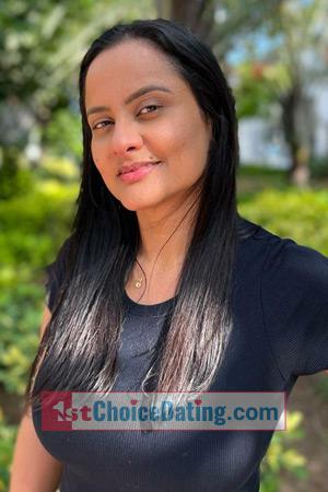 210697 - Karen Age: 41 - Colombia