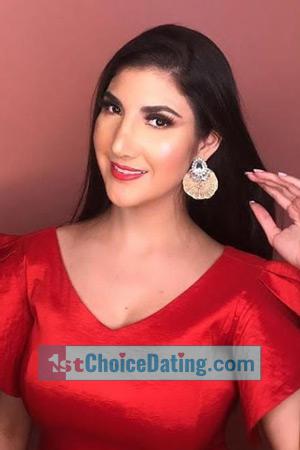 210802 - Laura Age: 36 - Colombia