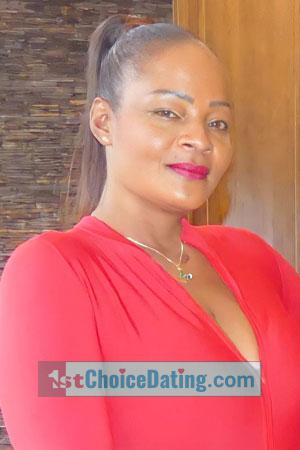 211374 - Novelia Age: 44 - Colombia