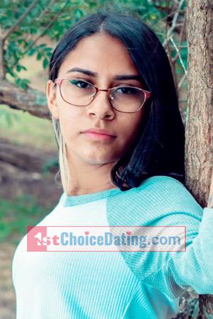 211856 - Michelle Age: 22 - Costa Rica