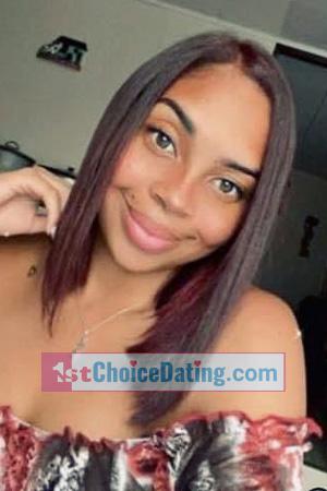 213126 - Franciny Age: 23 - Costa Rica