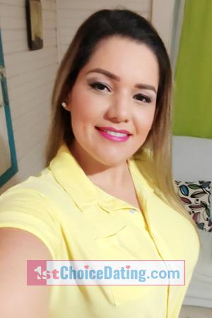 215404 - Yesenia Age: 42 - Costa Rica