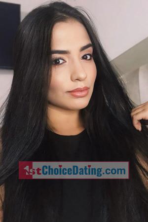 219558 - Paola Age: 31 - Colombia