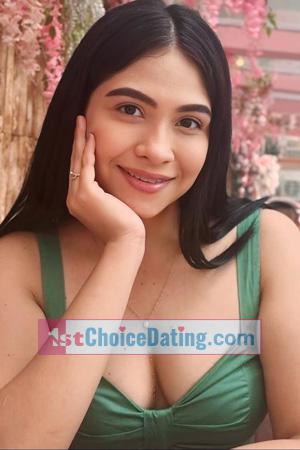 221701 - Sheyna Age: 28 - Colombia