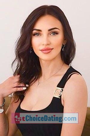 223235 - Julie Age: 37 - Ukraine