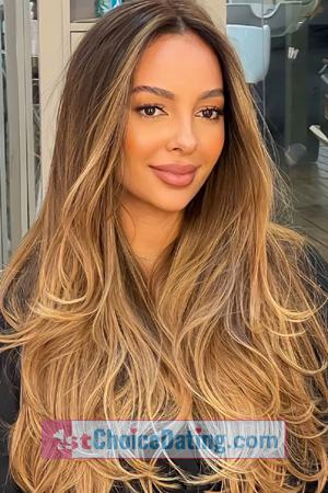 224384 - Lara Age: 27 - Brazil