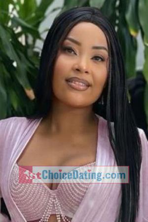 225428 - Karina Age: 38 - Colombia