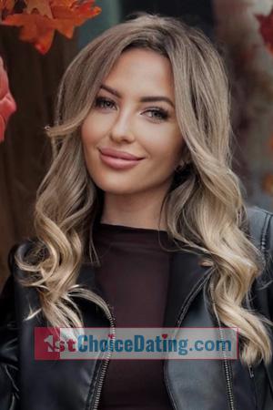 225765 - Yuliia Age: 37 - Ukraine