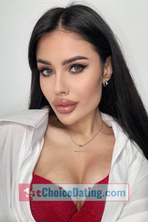 226063 - Anastasiia Age: 26 - Ukraine