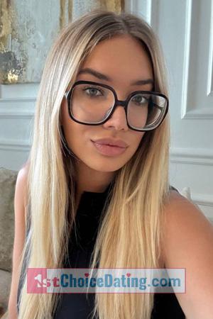 226611 - Diana Age: 22 - Ukraine