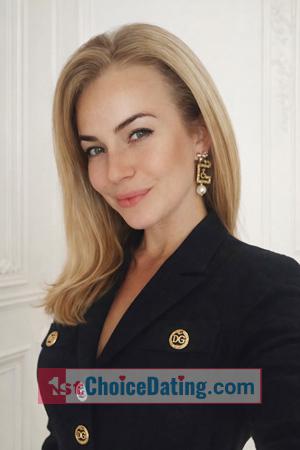 226952 - Vironika Age: 40 - Ukraine