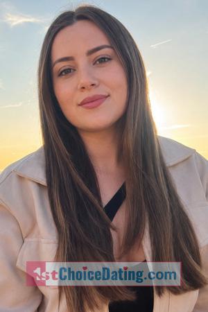 227508 - Laura Age: 26 - Colombia