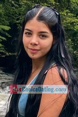 228483 - Valentina Age: 27 - Colombia